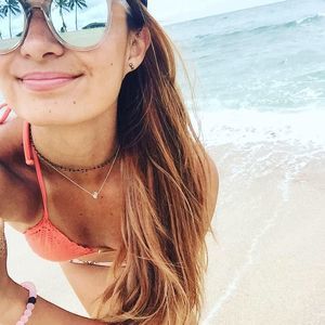 Meet your Posher, Cynthia